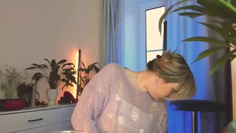 Sunshine online show from April 17, 2026, 4:04 am