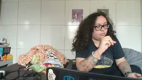 666afrodite online show from September 25, 2025, 4:32 pm