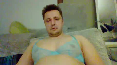 6969meow6969 online show from April 11, 2026, 11:42 pm