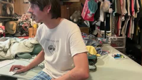 FUCKR online show from October 28, 2025, 8:29 am