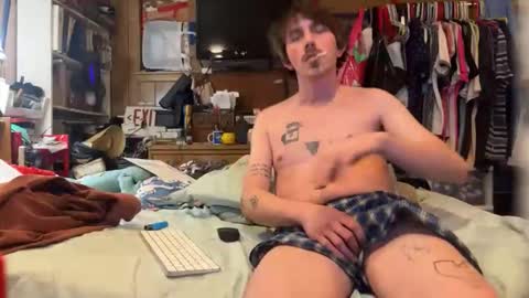 FUCKR online show from April 7, 2026, 9:37 pm