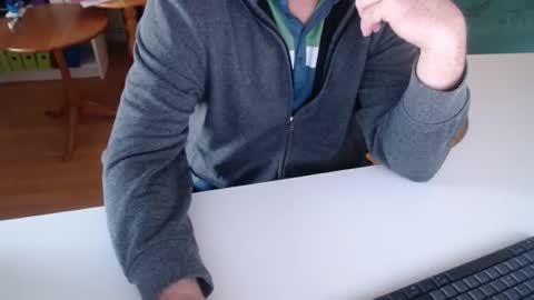 69pifpaf online show from February 14, 2025, 2:54 pm