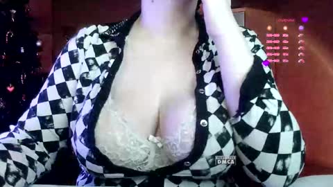 6_dream_9 online show from February 17, 2026, 6:47 pm