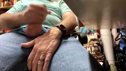 77bogusjim77 online show from February 27, 2025, 2:21 pm