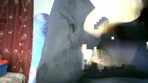 Lilu online show from March 18, 2026, 10:18 am