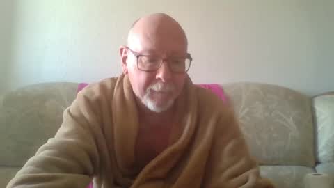  Papi  online show from February 3, 2025, 9:41 am