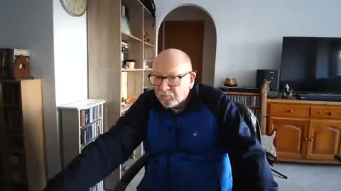  Papi  online show from February 11, 2025, 4:02 pm