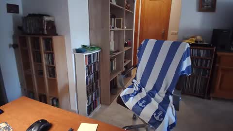  Papi  online show from April 1, 2026, 8:48 am