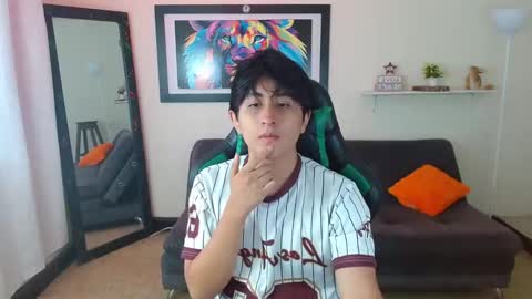 zyan online show from January 15, 2026, 8:56 pm