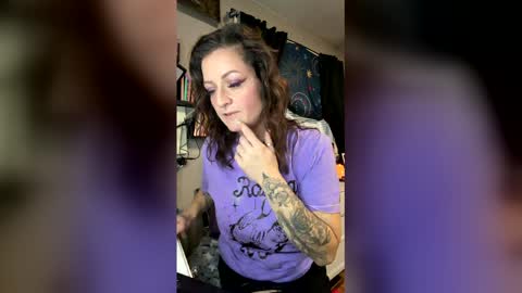 That girl online show from December 21, 2025, 11:12 pm