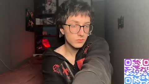 Phillip online show from December 17, 2025, 5:41 pm