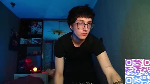 Phillip online show from December 19, 2025, 7:10 pm