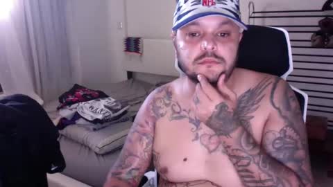 8cha online show from March 2, 2025, 9:43 pm