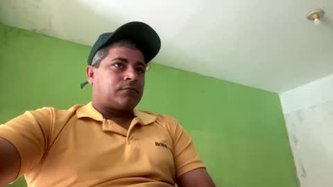 9vinhocamshow online show from December 23, 2025, 11:08 am