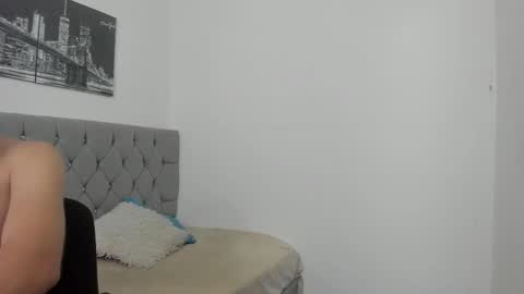 Snapshot of _1dereck chatting on March 3, 2026, 9:48 am DERECK online show from March 3, 2026, 9:48 am