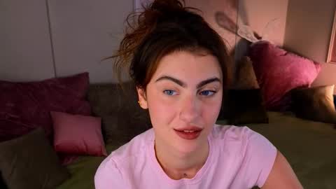 Willow online show from October 19, 2025, 9:15 pm