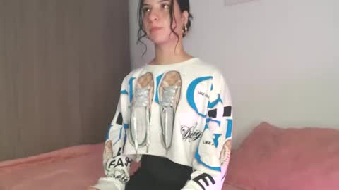 _abrill_20 online show from January 15, 2026, 7:28 pm