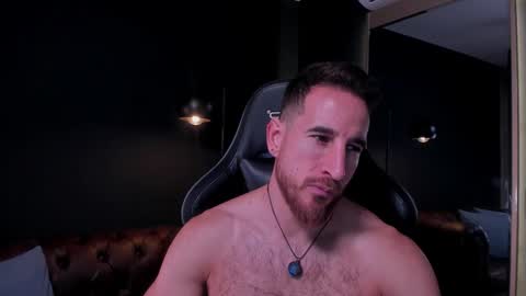 _adamcoper_ online show from October 16, 2025, 3:35 pm