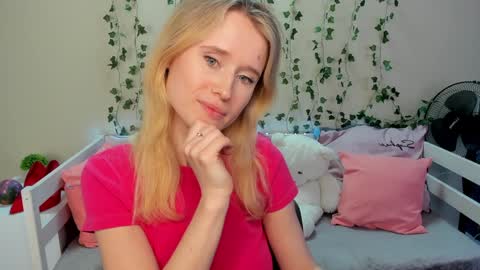 Snapshot of _adel_brooks_ chatting on January 13, 2025, 6:38 pm adel online show from January 13, 2025, 6:38 pm