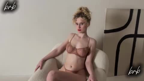 Snapshot of _adel_brooks_ chatting on October 10, 2025, 6:07 pm adel online show from October 10, 2025, 6:07 pm