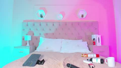 Agatha online show from December 22, 2024, 9:53 pm