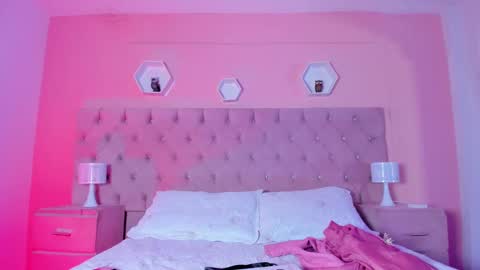 Agatha online show from December 30, 2024, 8:04 pm