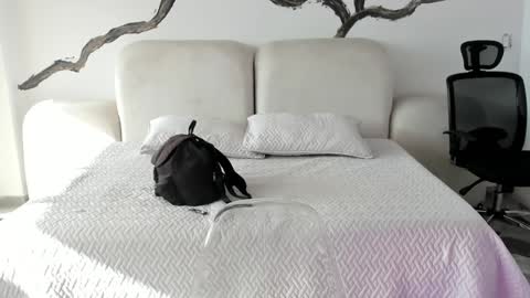 Agatha online show from January 30, 2025, 9:04 pm