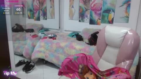 _alegriamartinez_ online show from February 10, 2025, 12:39 pm