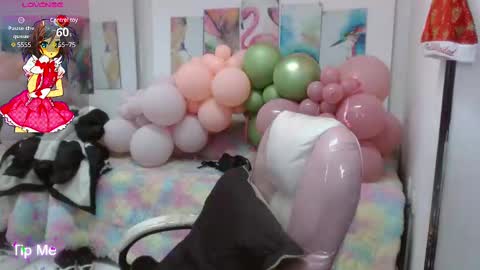 _alegriamartinez_ online show from March 5, 2025, 12:22 pm