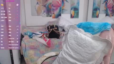 _alegriamartinez_ online show from December 15, 2025, 4:55 pm