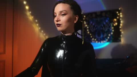 Alice Morrison Mistress Datura online show from June 10, 2026, 5:45 pm