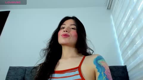 Snapshot of _aliice_1 chatting on December 1, 2024, 9:59 pm Alice online show from December 1, 2024, 9:59 pm