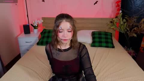 _amelia_shine_ online show from October 16, 2025, 11:00 am