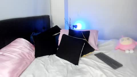 Amy online show from January 5, 2025, 12:09 am