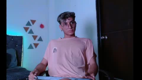 Andres online show from January 10, 2025, 7:43 pm