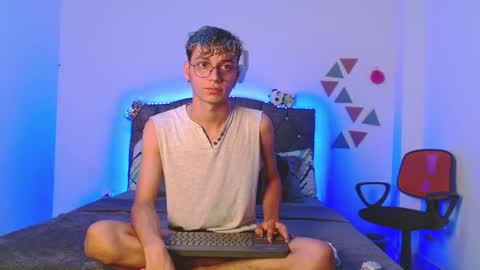 Andres online show from January 19, 2025, 11:01 am