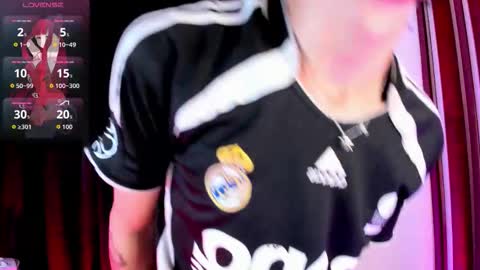 Angell Dustt  online show from January 6, 2026, 4:49 am