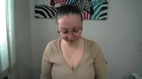 Anna online show from April 22, 2026, 6:38 am