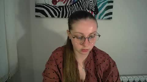 Snapshot of _annabelle_lee chatting on May 21, 2026, 7:37 am Anna online show from May 21, 2026, 7:37 am