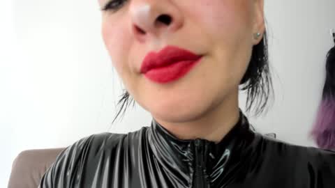 antonia online show from December 26, 2024, 4:58 pm