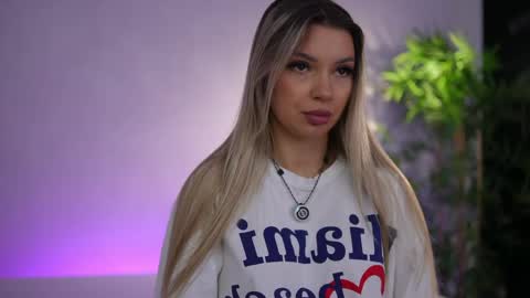 Arielle online show from April 1, 2026, 5:30 am