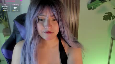   online show from February 25, 2026, 12:59 pm