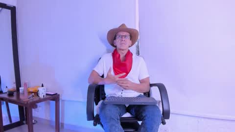 _axelking_ online show from February 2, 2026, 11:31 am