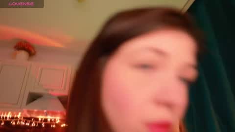 Olivia online show from December 4, 2024, 2:31 am