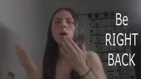 _baby_vi online show from April 11, 2026, 11:53 pm