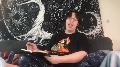 Snapshot of _bandit_b0y chatting on February 7, 2025, 4:24 pm bandit online show from February 7, 2025, 4:24 pm