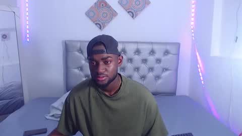 Andrew online show from November 10, 2025, 6:51 pm