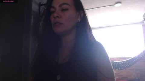 _bonnie__and_clyde online show from April 25, 2026, 7:22 pm