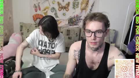 _by_double_sexy_miss_ online show from March 9, 2025, 1:26 pm