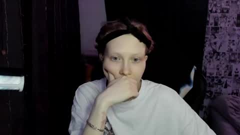 Merlizz online show from February 16, 2025, 4:42 pm